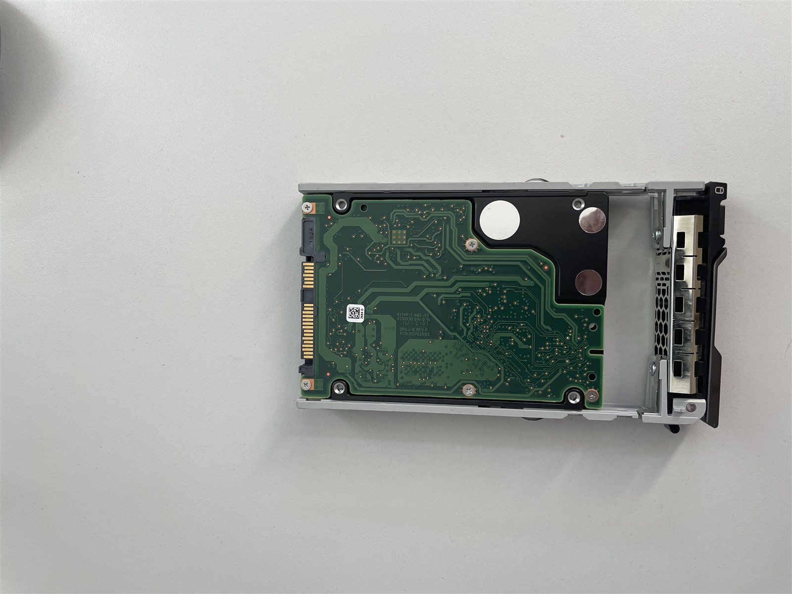 Dell 300 GB HDD Server-Festplatte | 2.5" | 10K SAS 12 Gb/s | PN: 1V8200-150