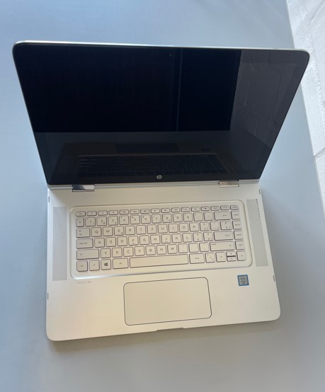 HP Spectre x360 Convertible | 15.6" | i7-6500U | 16GB RAM | 512GB SSD | Touch | UHD | Win 10 Pro | DE HP Spectre x360 Convertible | 15.6" | i7-6500U | 16GB RAM | 512GB SSD | Touch | UHD | Win 10 Pro | CH