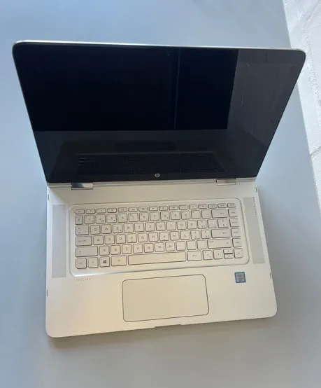HP Spectre x360 Convertible | 15.6" | i7-6500U | 16GB RAM | 512GB SSD | Touch | UHD | Win 10 Pro | CH
