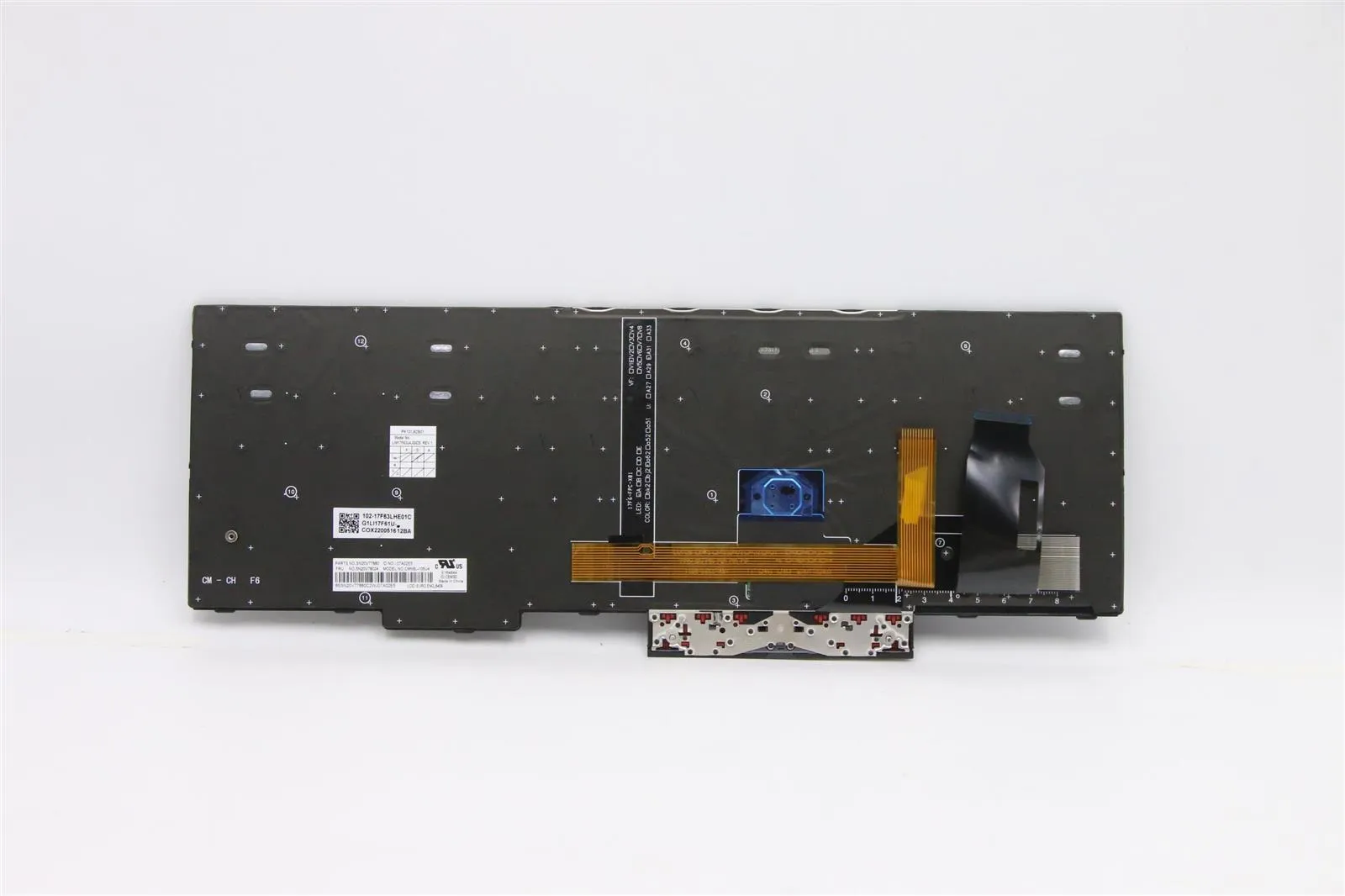Rückseite eines Tastaturmoduls, inklusive Kontaktfolie und mechanischer Komponenten