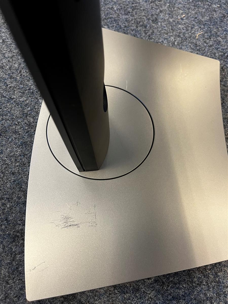 Auktion - Dell UltraSharp U3417W | 34" | UWQHD | Curved | DisplayPort HDMI USB-Hub | schwarz/silber