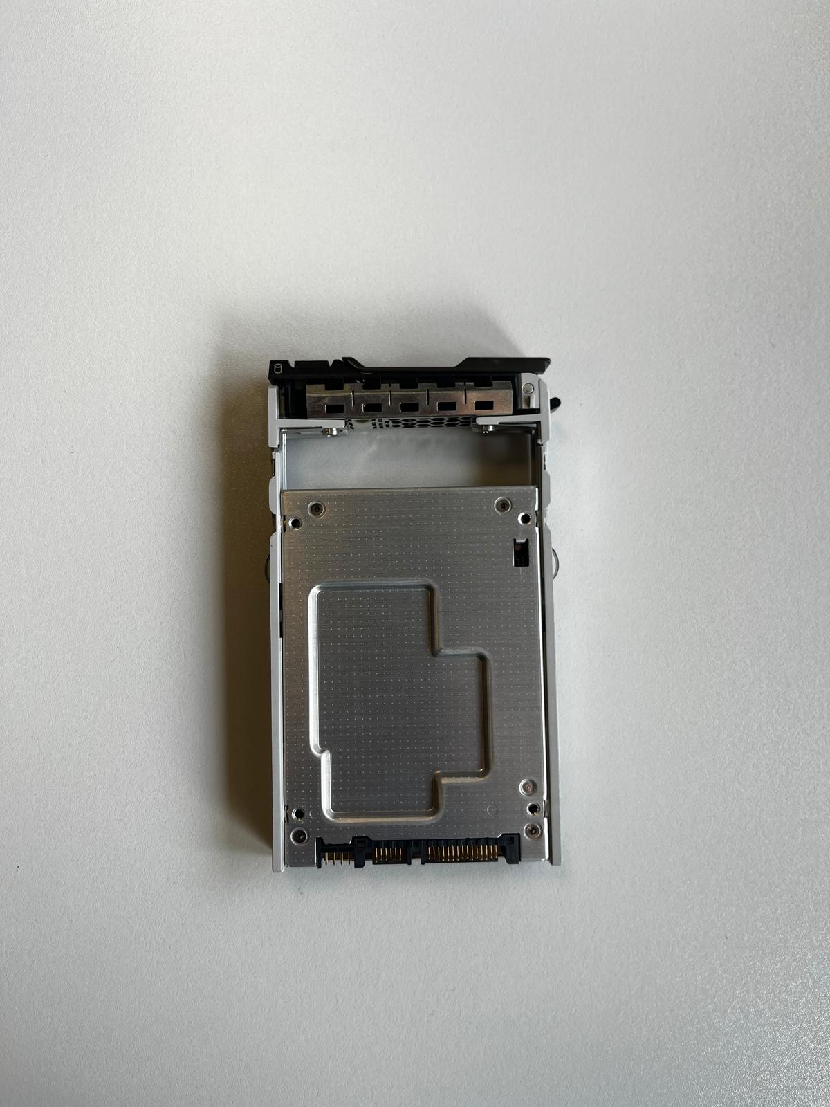 Dell 400 GB SSD Server-Festplatte | 2.5" | SATA 6 Gb/s | PN: 0VKT80