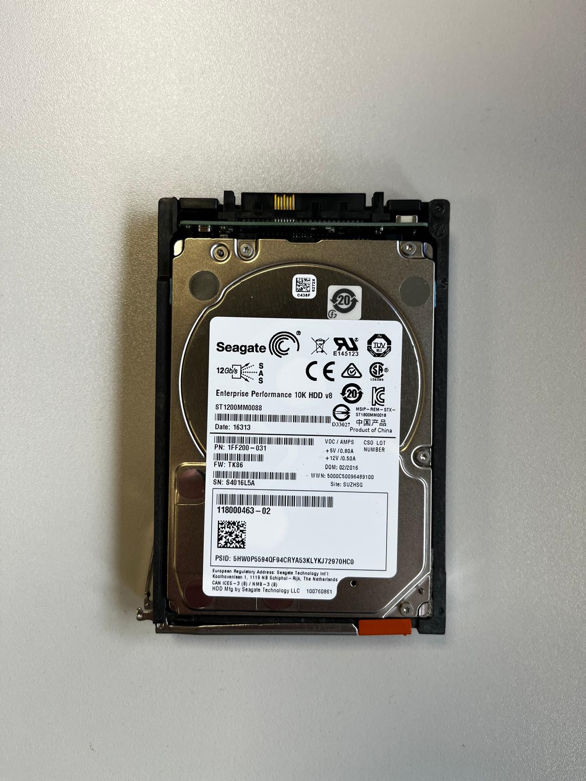 Toshiba 1.2 TB HDD Festplatte | 2.5" | 10K SAS | PN: 118000212-02