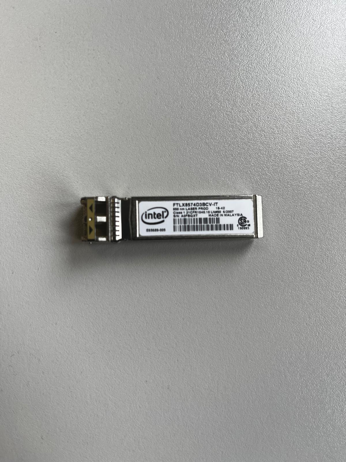 Intel SFP+ Transceiver-Modul FTLX8574D3BCV-IT | 10GB-SW | 10GbE | LC Multi-Mode | Silber