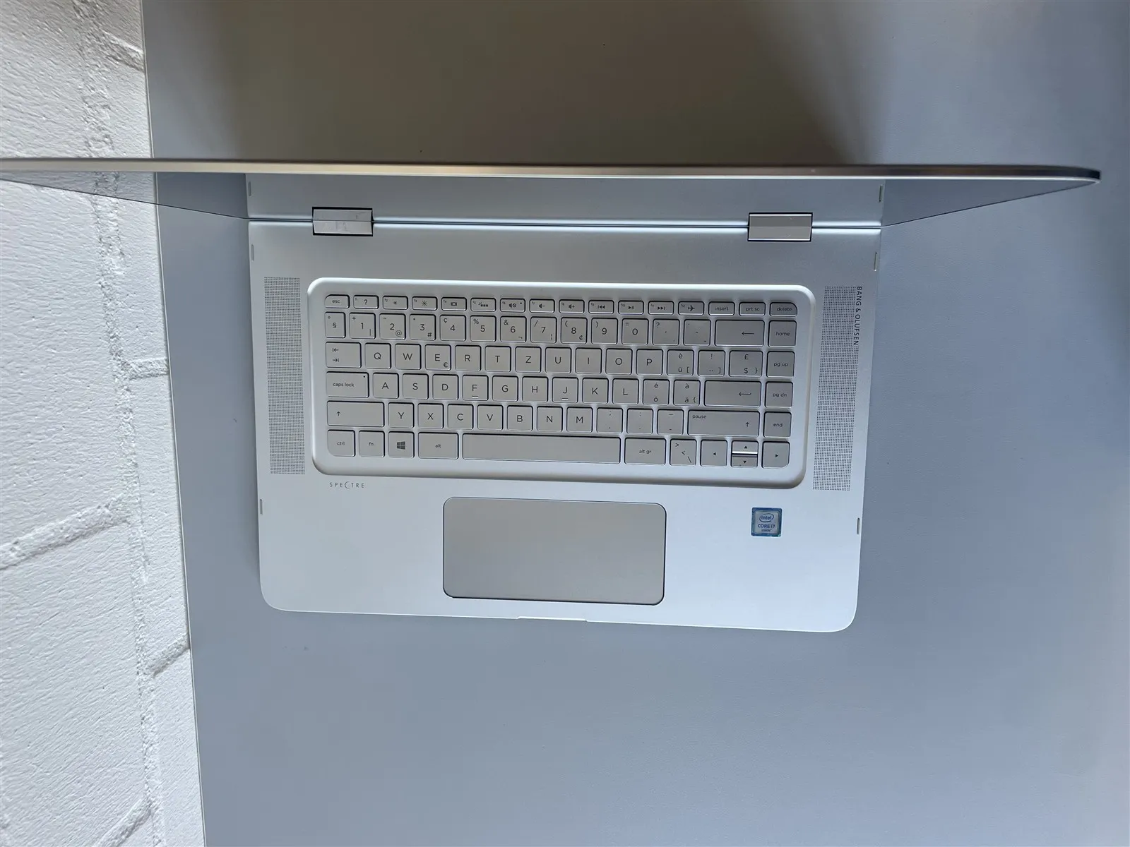 HP Spectre x360 Convertible | 15.6" | i7-6500U | 16GB RAM | 512GB SSD | Touch | UHD | Win 10 Pro | CH