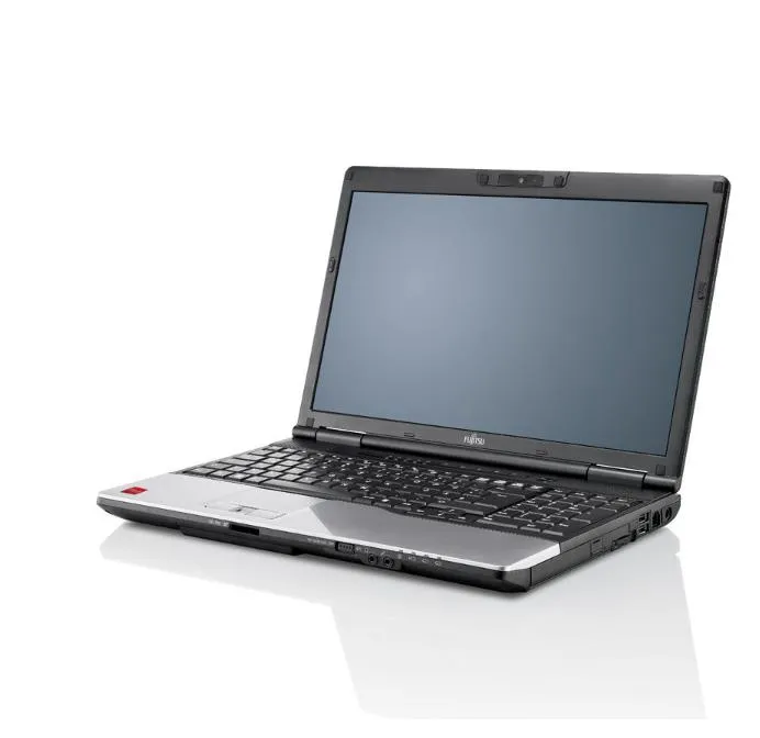 Fujitsu Lifebook E781 | 15,6" | i5-2520M | 4GB | 320GB HDD | Win 10 Pro | DE