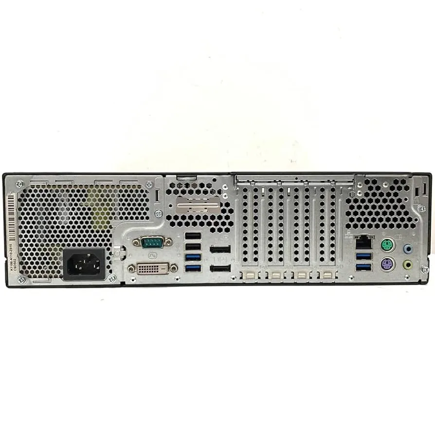 Rückansicht eines Fujitsu Esprimo Desktop-PCs mit verschiedenen Schnittstellen und Lüftungsgittern