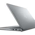 DELL Latitude 5440 | 16GB | 512GB SSD | FHD | Win 11 Pro | DE Dell Latitude E5440 Laptop in silberner Ausführung, schräg von hinten links fotografiert, leicht geöffnet mit sichtbaren Anschlüssen