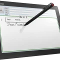 Lenovo IdeaPad Miix 700 UHD Intel 1.1GHz 8GB RAM 256GB SSD UMTS LTE Win 10 Pro