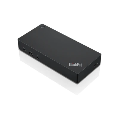 Schräge Ansicht einer kompakten Lenovo USB-C-Dockingstation mit Power-Taste oben links