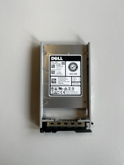 Dell 400 GB SSD Server-Festplatte | 2.5" | SATA 6 Gb/s | PN: 0VKT80