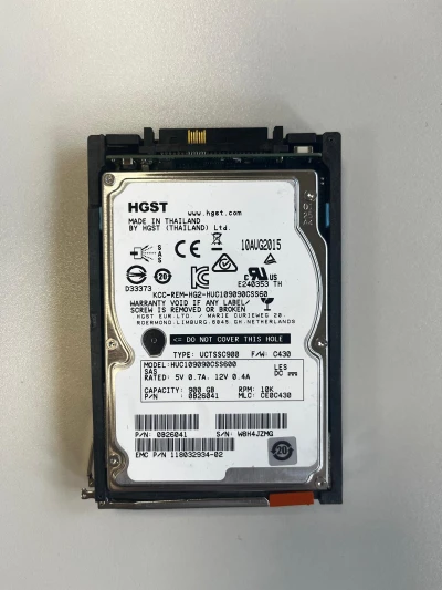 HGST 900 GB HDD Festplatte | 2.5" | 10K SAS 6 Gb/s | PN: 0B26041