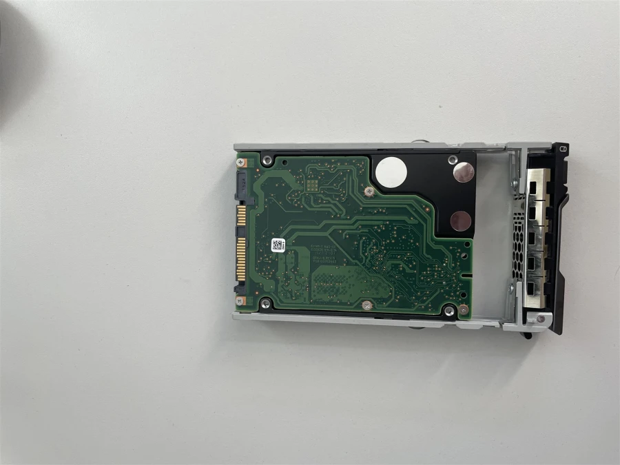 Dell 300 GB HDD Server-Festplatte | 2.5" | 10K SAS 12 Gb/s | PN: 1V8200-150