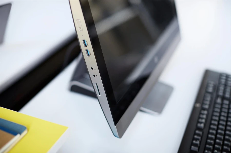 HP EliteOne 800 G2 All-in-One | 23" | i5-6500 | 512GB SSD | 8GB RAM | Full HD | Windows 10 Pro