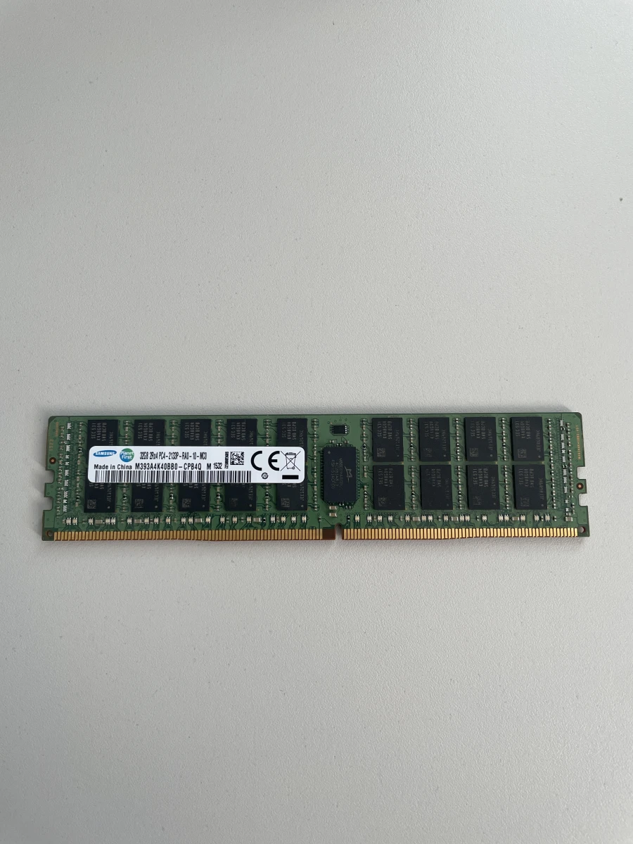 Samsung 32GB 2Rx4 PC4-2133P DDR4 Registered Server-RAM Modul R-DIMM - M393A4K40BB0-CPB4Q