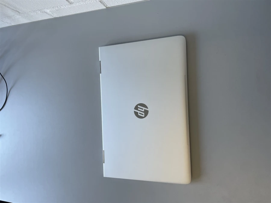 HP Spectre x360 Convertible | 15.6" | i7-6500U | 16GB RAM | 512GB SSD | Touch | UHD | Win 10 Pro | DE