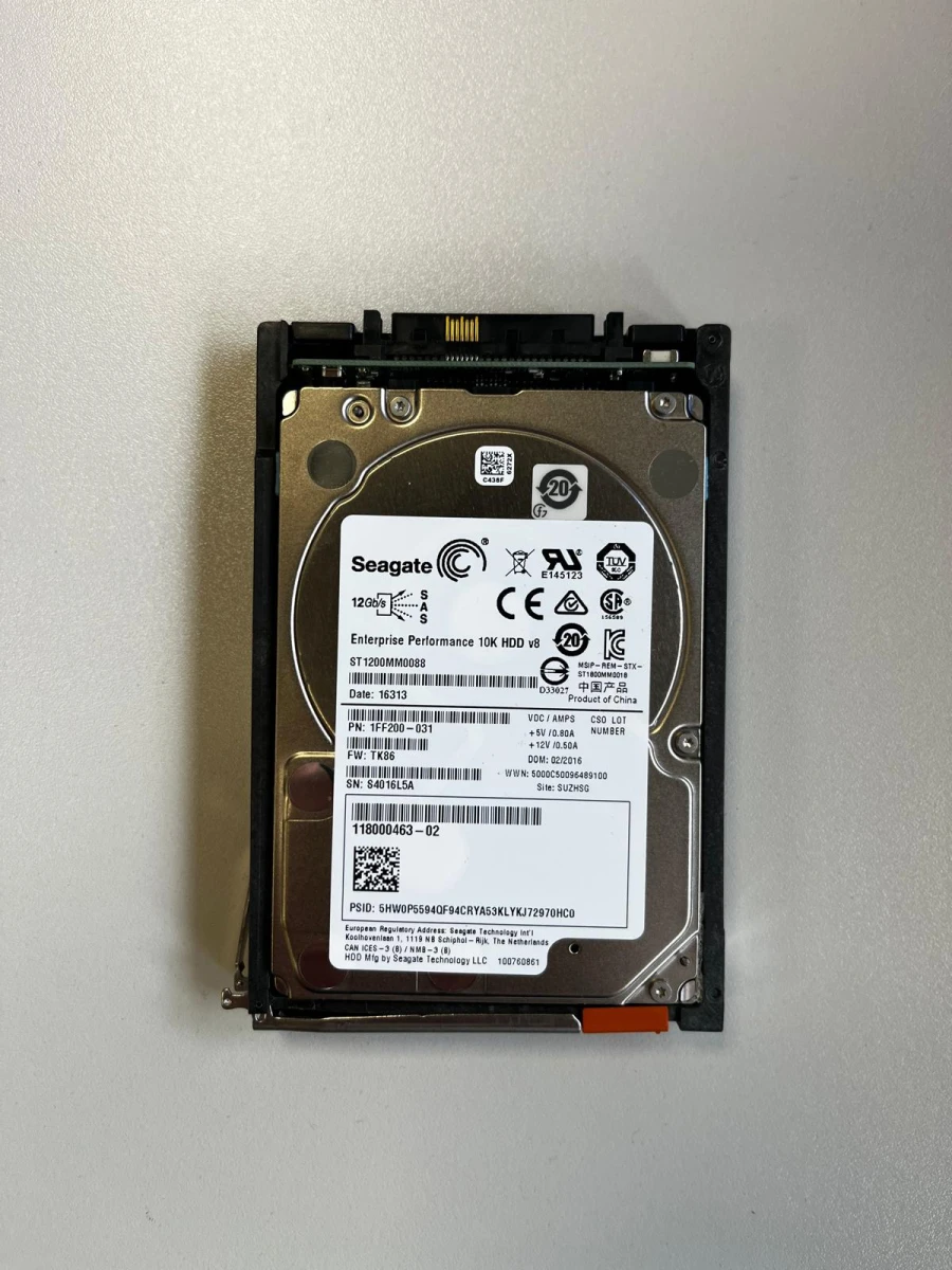 Seagate 1.2 TB HDD Server-Festplatte | 2.5" | 10K SAS 12 Gb/s | PN: 1FF200-031