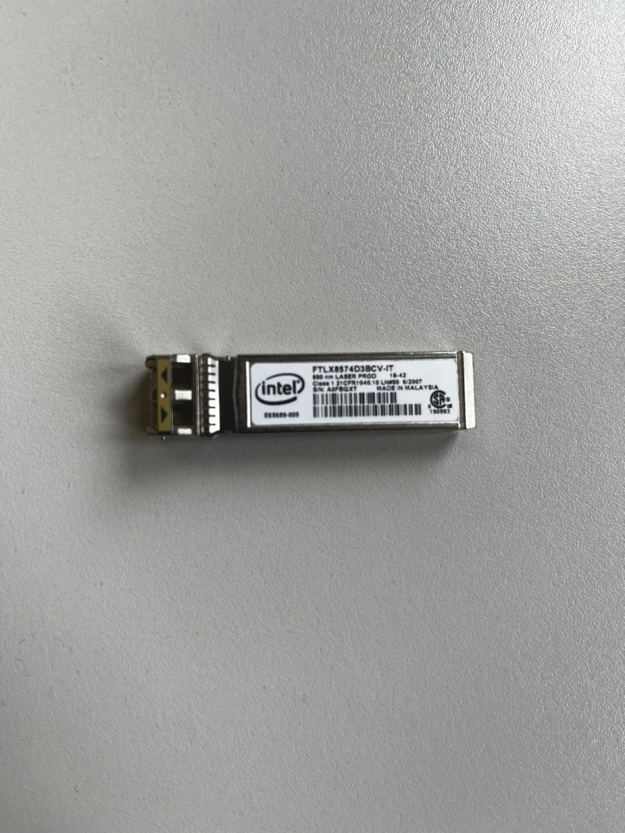 Intel SFP+ Transceiver-Modul FTLX8574D3BCV-IT | 10GB-SW | 10GbE | LC Multi-Mode | Silber
