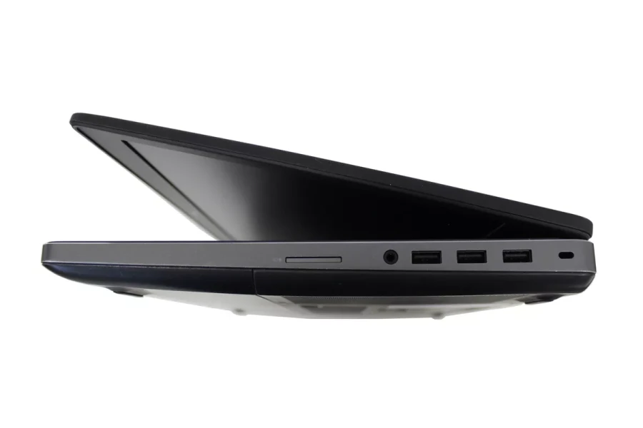 Dell Precision 7520 | 15,6" | i7-7820HQ | 16GB RAM | 256GB SSD | Full HD | M2200 | Win 10 Pro | DE