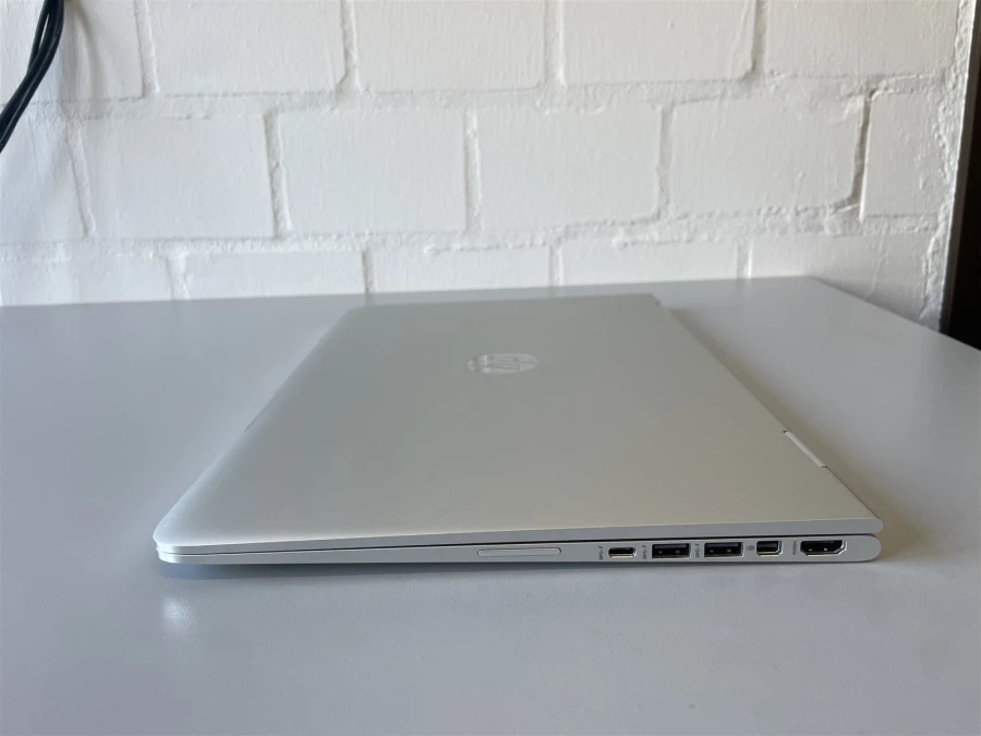 HP Spectre x360 Convertible | 15.6" | i7-6500U | 16GB RAM | 512GB SSD | Touch | UHD | Win 10 Pro | DE