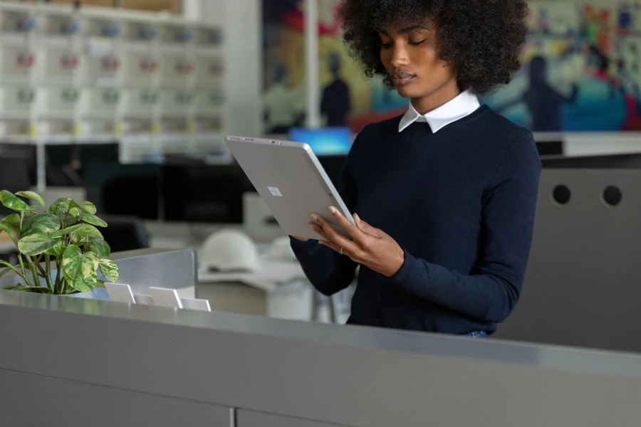 Microsoft Surface Go 2 | 10,5" | Intel Core m3-8100Y | 8GB RAM | 256GB SSD | Touch | LTE | Win 11 Pro
